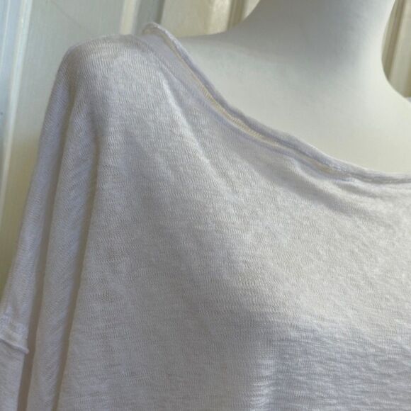 Young At Heart LA Lightweight Burnout Bell Sleeve Slouchy Top Size Medium NWT - Picture 2 of 10